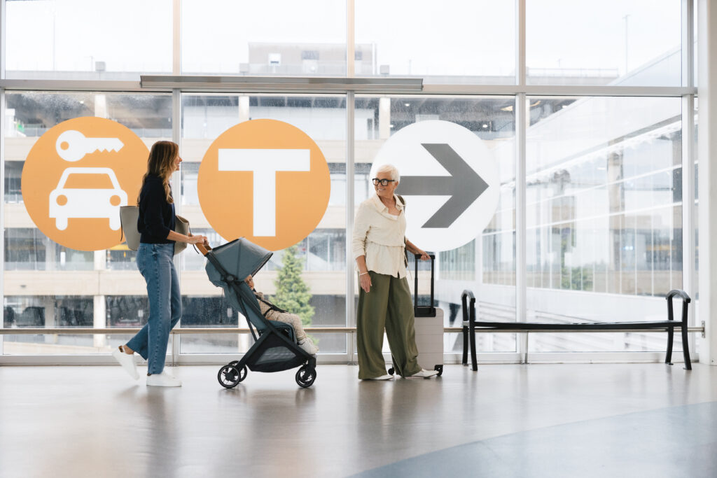 Which UPPAbaby Travel Stroller is Right for Your Family? Minu V3 vs. Minu Duo