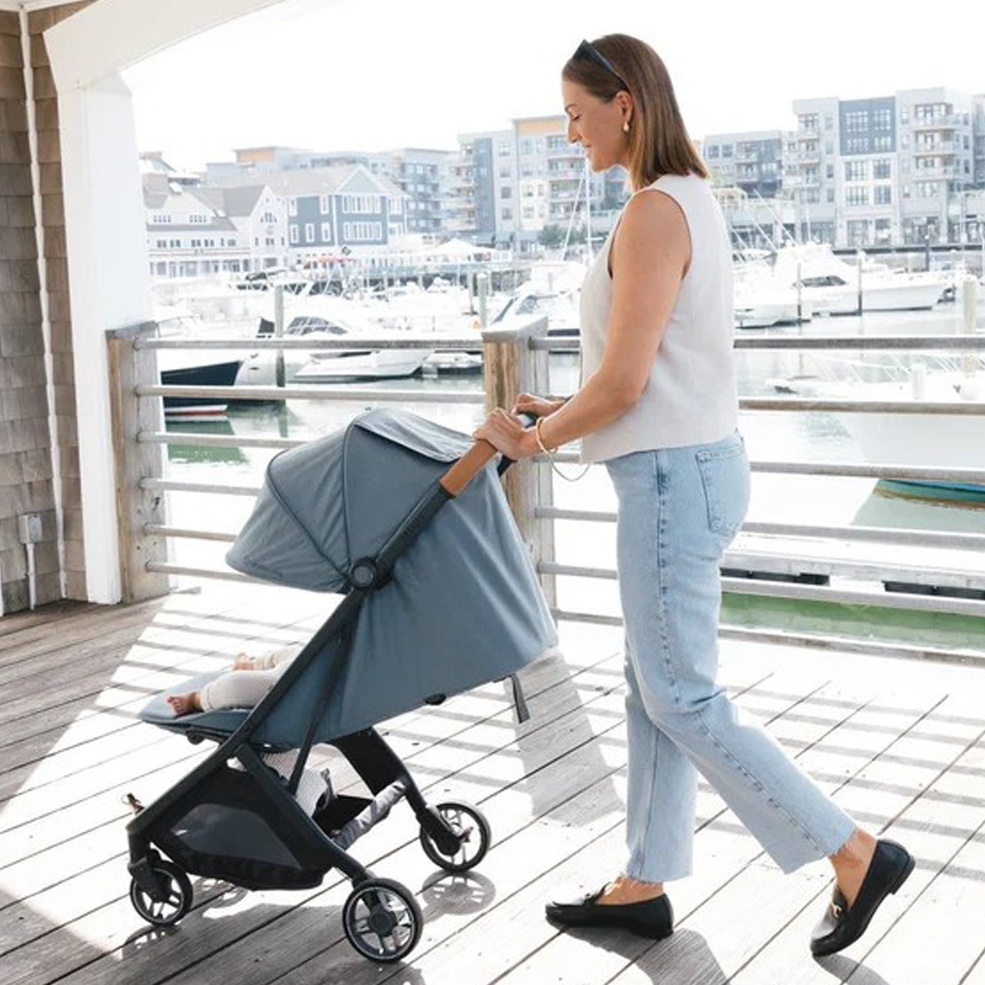 UPPAbaby Minu V3 Stroller Ada Sandstone Mélange Carbon Frame Chestnut Leather