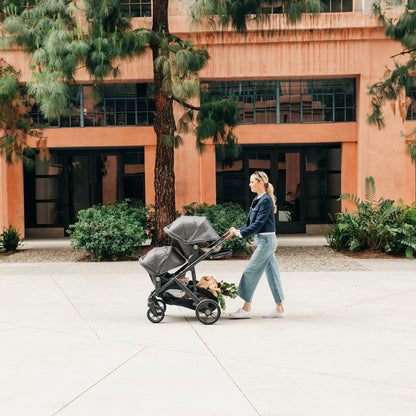 UPPAbaby Rumbleseat V3 Jake CharcoalCarbon Frame Black Leather